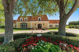 1132 Country Club Dr, North Palm Beach, FL 33408, Sold 11/12/25