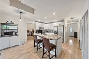 622 SW Hogan Street, Port Saint Lucie, FL 34983 - MLS#R11140174