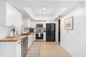 232 Wellesley Drive, Lake Worth Beach, FL 33460 - MLS#R11140207