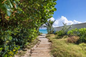 1048 S Ocean Boulevard, Palm Beach, FL 33480 - MLS#R11140217