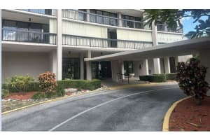 2425 Presidential Way 1203, West Palm Beach, FL 33401 - MLS#R11140220