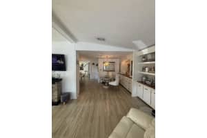 70 SE Spanish Way Way, Port Saint Lucie, FL 34952 - MLS#R11140225