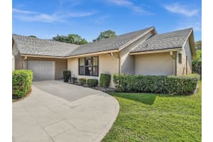 8320 E Waccamaw Lane, Lake Worth, FL 33467 - MLS#R11140241