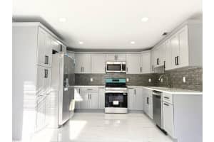 3432 Southern Pines Drive, Fort Pierce, FL 34982 - MLS#R11140254