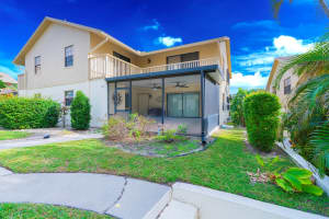 7427 SE Jamestown Terrace, Hobe Sound, FL 33455 Sold 12/22/25