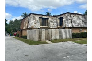 401 Lake Arbor Drive, Palm Springs, FL 33461 - MLS#R11140270