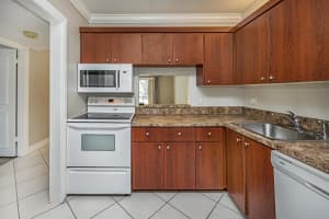 2700 Casita Way 204, Delray Beach, FL 33445 - MLS#R11140271