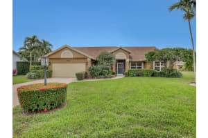 712 Golf Court, Delray Beach, FL 33445 - MLS#R11140293