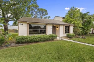 134 Sherwood Circle, Jupiter, FL 33458 - MLS#R11140309