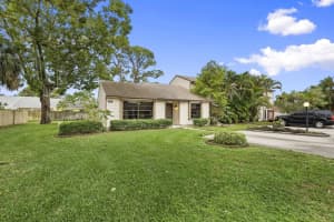 134 Sherwood Circle, Jupiter, FL 33458 - MLS#R11140309