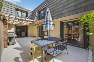 608 6th Terrace, Palm Beach Gardens, FL 33418 Sold 01/28/26