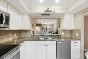 9430 Meadowood Drive, Fort Pierce, FL 34951 - MLS#R11140356