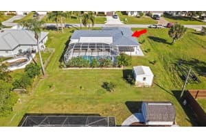 980 SE Breakwater Avenue, Port Saint Lucie, FL 34983 - MLS#R11140362