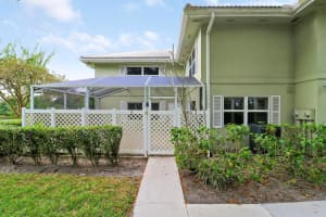 1903 Stratford Way, West Palm Beach, FL 33409 - MLS#R11140380