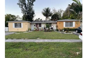 5081 Eadie Place 1 And 2, West Palm Beach, Fl 33407, West Palm Beach