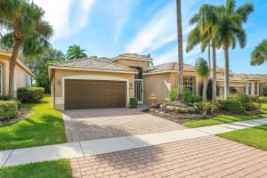 8664 Via Avellino, Lake Worth, FL 33467 Sold 01/27/26