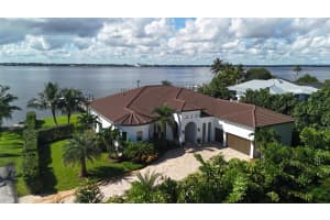 1000 Wright Avenue, Jensen Beach, FL 34957 - MLS#R11140462