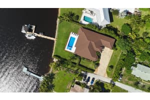 1000 Wright Avenue, Jensen Beach, FL 34957 - MLS#R11140462