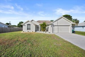 233 NE Glentry, Port Saint Lucie, FL 34983 Sold 12/22/25