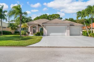 1545 SW Mockingbird Circle, Port Saint Lucie, FL 34986 - MLS#R11140493