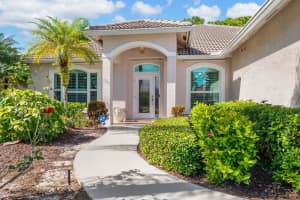 1545 SW Mockingbird Circle, Port Saint Lucie, FL 34986 - MLS#R11140493