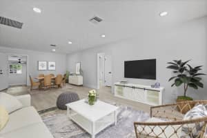 424 N B Street, Lake Worth Beach, FL 33460 - MLS#R11140543