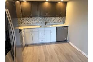 1054 Newcastle C 1054 C, Boca Raton