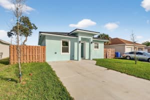 4248 26th Avenue, Vero Beach, FL 32967 - MLS#R11140581