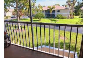 1537 SE Royal Green Circle 202, Port Saint Lucie, FL 34952 - MLS#R11140592