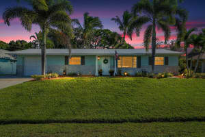 2373 SE Saphire Terrace, Port Saint Lucie, FL 34952 - MLS#R11140627