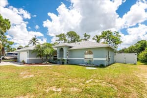 106 SE Crosspoint Drive, Port Saint Lucie, FL 34983 Sold 12/17/25