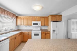 2016 Federal Highway, Boynton Beach, FL 33435 - MLS#R11140661