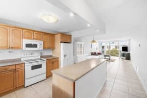 2016 Federal Highway, Boynton Beach, FL 33435 - MLS#R11140661