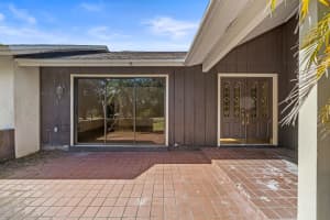 1401 Bennett Road, Fort Pierce, FL 34947 - MLS#R11140681