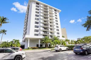 1200 Marine Way, North Palm Beach, FL 33408 - MLS#R11140759