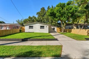4903 Pinewood Avenue, West Palm Beach