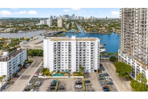 200 Birch Road, Fort Lauderdale, FL 33316 - MLS#R11140786