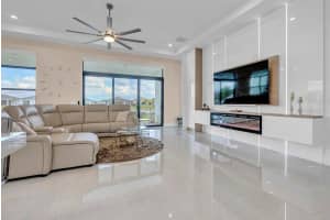 5320 Saint Armands Way, Westlake