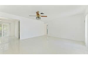 428 Alemeda Drive, Palm Springs, FL 33461 - MLS#R11140808