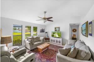 981 SE Candle Avenue, Port Saint Lucie, FL 34983 - MLS#R11140816