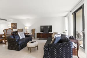 2400 Presidential Way 306, West Palm Beach, FL 33401 - MLS#R11140828