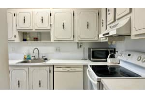 1551 NW 20th Avenue 102, Delray Beach, FL 33445 - MLS#R11140866