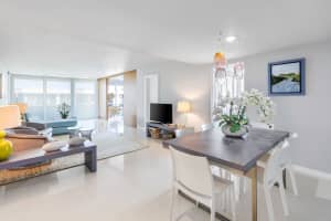 2784 Ocean Boulevard, Palm Beach, FL 33480 - MLS#R11140870