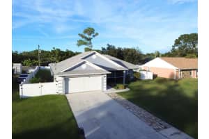 517 NW Sherbrooke Avenue, Port Saint Lucie, FL 34983 Sold 04/23/26