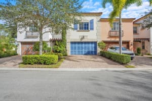2005 Foxtail View Court, West Palm Beach, FL 33411 - MLS#R11140926