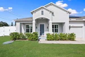 105 NE Sagamore Terrace, Port Saint Lucie, FL 34983 - MLS#R11140963