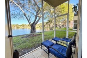 651 Cypress Lake Boulevard M, Deerfield Beach, FL 33064 - MLS#R11141057