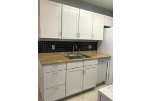 1030 W Flame Vine Avenue 13-B, Delray Beach, FL 33445 - MLS#R11141178