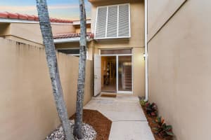 229 Old Meadow Way, Palm Beach Gardens, FL 33418 Sold 01/07/26