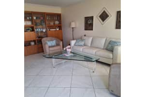 2024 Wolverton B, Boca Raton, FL 33434 - MLS#R11141191